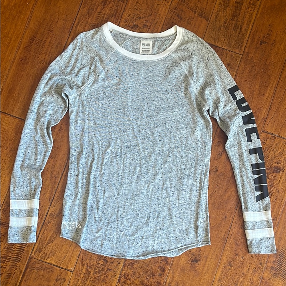 PINK Victoria's Secret Heathered Gray Top. Size XS